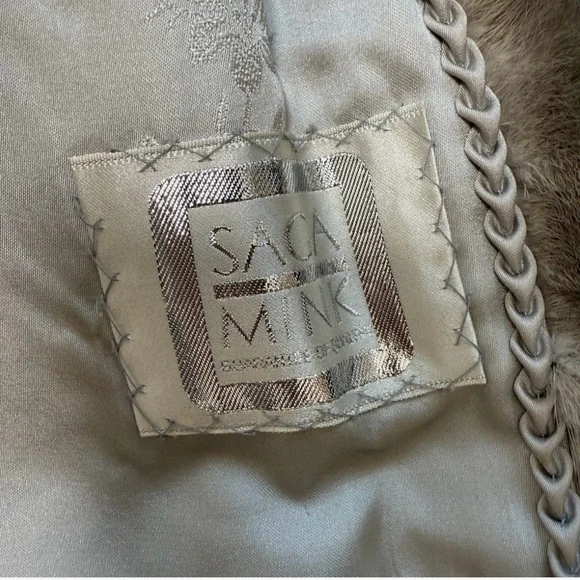 Saga vintage Sapphire Mink fur Coat - Picture 5 of 16